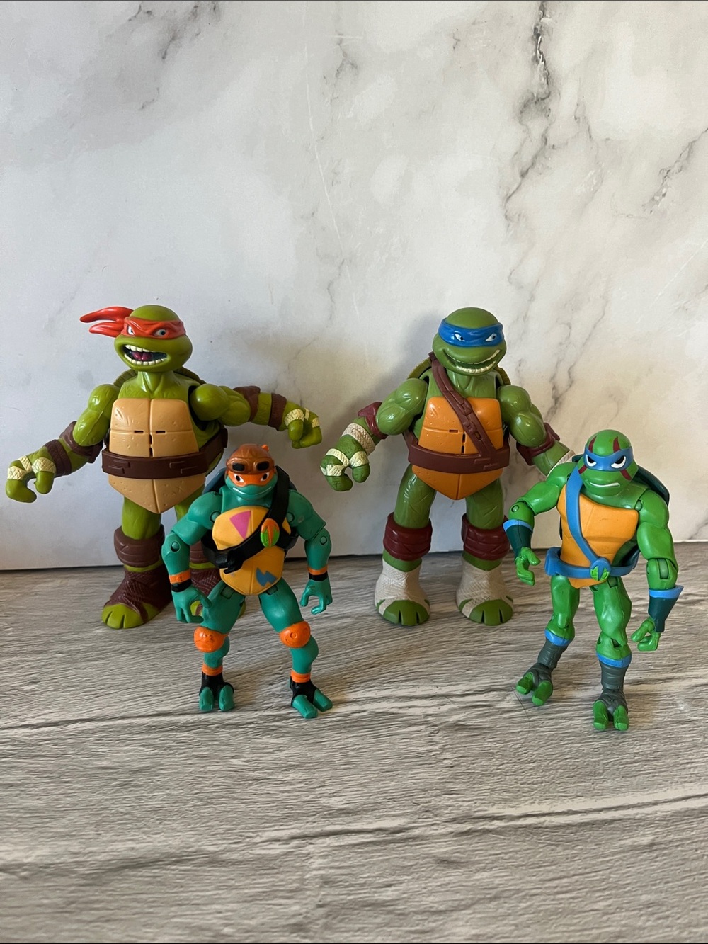 TMNT Teenage Mutant Ninja Turtles Michelangelo & Leonardo Posable Action Figures